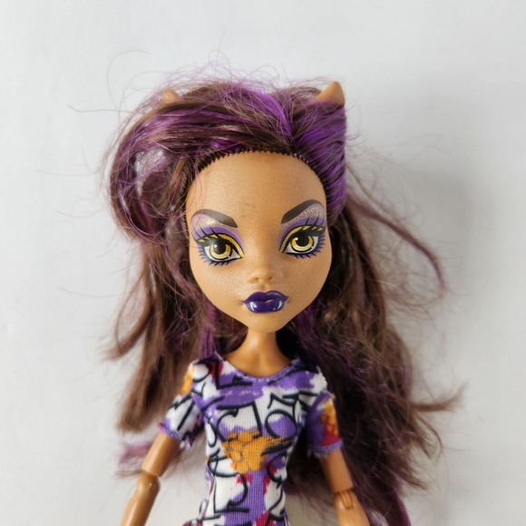 Monster High Doll Clawdeen Wolf Boo York Boo York Out-of-Tombers Shoes - Picture 2 of 9